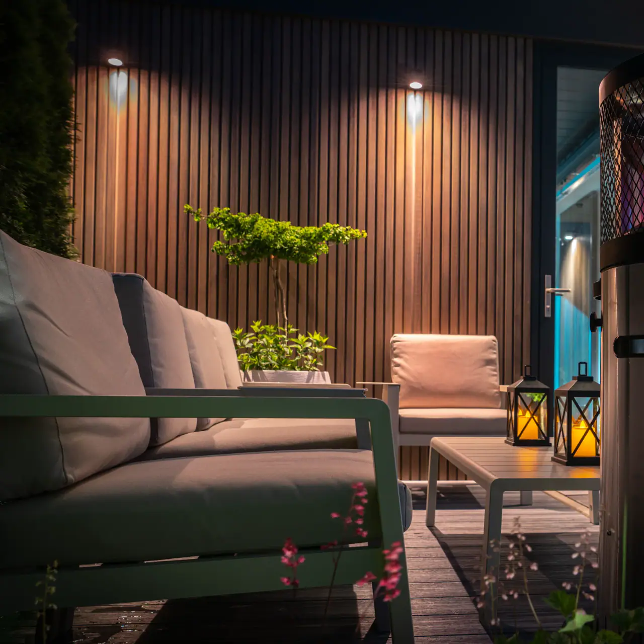Exterior Lights Sqr